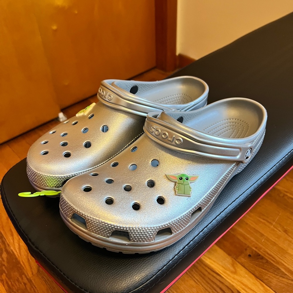 CROCS/Disney Grogu Clogs Size 13. Brand New Never Worn!!!!